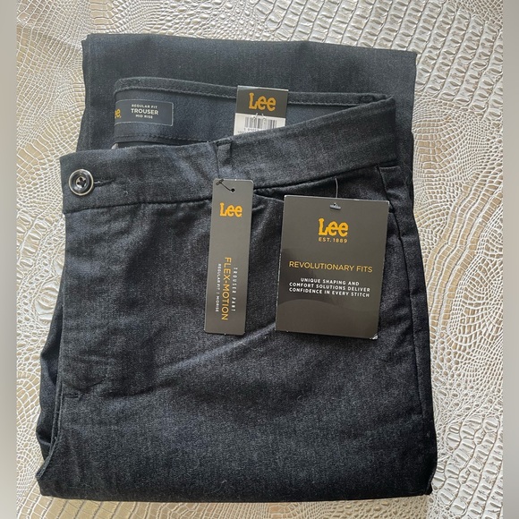 Flex Motion Trouser Jeans - Picture 4 of 6